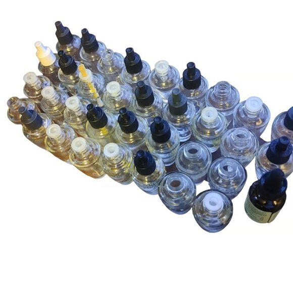 EMPTY Bath and Body Works Wallflower Bulb Refill Plug In LOT - YOU PICK READ - Picture 4 of 4